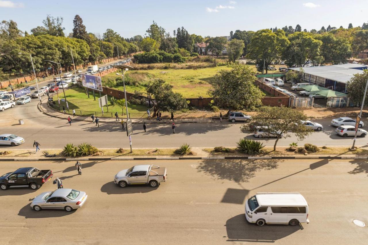 N1 Hotel Rotten Row Harare Exteriér fotografie